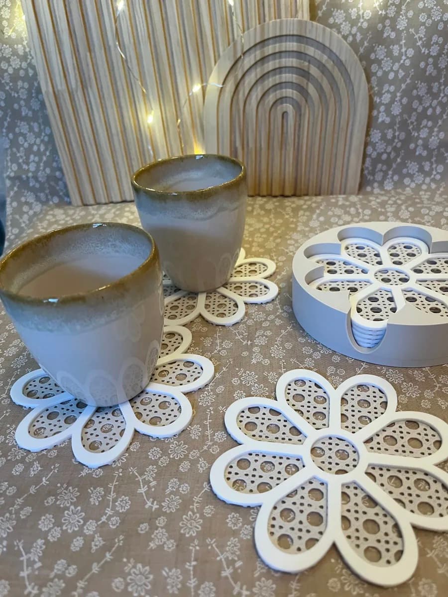 Porta-copos flor rattan — suporte com peças