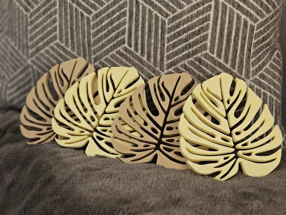 Porta-copos monstera — detalhe das folhas